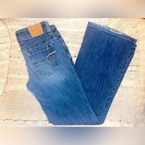 American eagle Jeans. Size 6 Short
